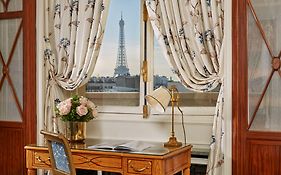 Hotel Raphael